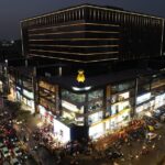 Isha Malviya Instagram - What a stunning evening with @realmeindia Being a part of the #realmeGlobalFlagshipStore launch was such a pleasure with thrill in the atmosphere, immersive tech experience and so much more💯 Do visit their virtual store to experience the #realmeVerse yourself. #GreatnessIsInStore
