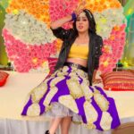 Isha Malviya Instagram - mai ghani bawri hogayi!🤦🏻‍♀️💃 . #jassu#ghanibawri#atrangishaadi#ishamalviya#reel#udaariyaan styled by @sethchetna5 😍 keep watching udaariyaan only on @colorstv
