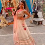 Isha Malviya Instagram - wishing you all a colorful and safe holi from jasmin sandhu.🖍🌈🙈 @colorstv . happy holi everyone! checkout NAMAK ISSK KA, 27th march episode to watch our holi performance!❤️ . #happyholi#holi2021#ishafam#udaariyaan#jasminsandhu#holispecial#rangbarse2021#artistlife#holihai#holireels#serial