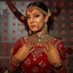 Isha Malviya Instagram - going to be a beautiful bride someday..!❤️👑 . ➡️MUA @nikkybawasalon 😍 ➡️OUTFIT AND JEWELLERY BY @pinkysstylestudio 😍 ➡️PICTURE CREDIT @bhoopeshpatidar3333 😍 . #bridalmakeup#bride#ishamalviya#isha#ikgoals#redlehengabride#bhopal#nikkibawasalon#bridalmakeup2020#macproducts#redweddingdress#weddinglook#bridallook#fashionmodel#prettybride#loveyouall❤️ Nikky Bawa -Makeup Studio & Salon