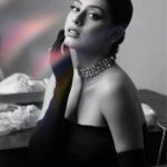Isha Malviya Instagram - La vie est belle💫 . Photographer: @deepikasdeepclicks Makeup: @makeupbyharpyvirk Hair: @anwarhairstylist @rup_vinder__makeover Styled by: @khwaish_mehta @isshhhbykhwaish Shoot Managed & Executed by: @insyncdigitals . #ishamalviya