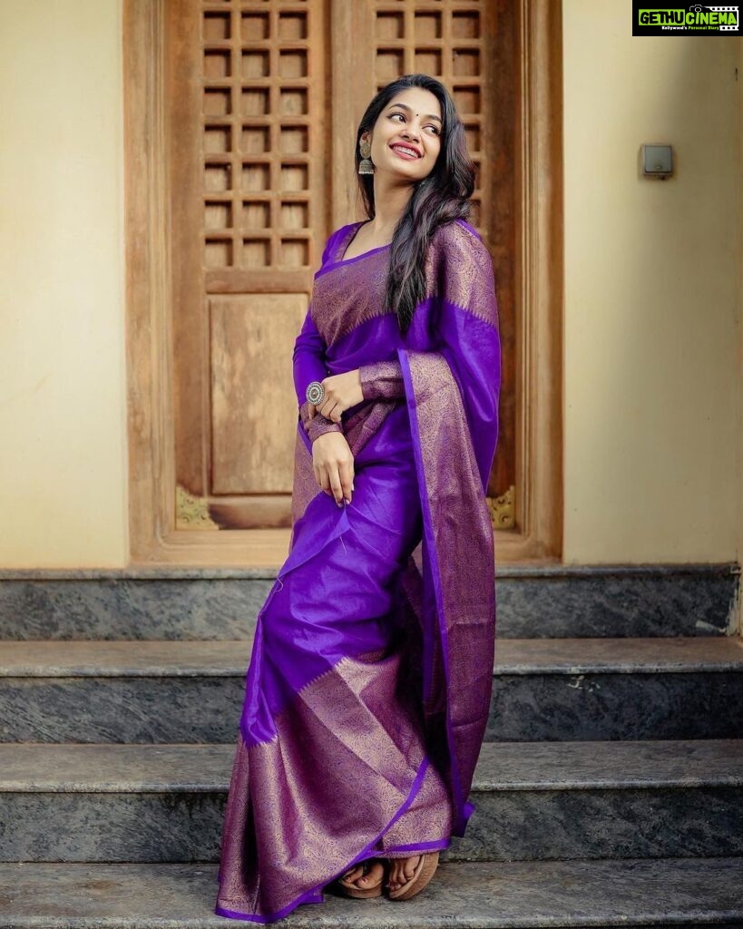 Ivana Instagram - Flaunting my Indianess✨ . Shot by @jenz_joz ❤️ . Styling @style_withandriya You are a gem💎 . Saree @meadow_by_priyanka #sareelove#indian#instagood