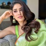 Janhvi Kapoor Instagram - Happy day ❤️☀️🙏🏼 The start of the most special journey #NTR30 🧿