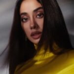 Janhvi Kapoor Instagram - appreciation post for my team 😩 thank you for always making me feel so fiiiine 💕 @rivieralynn @mikedesir @vaishnavpraveen @priyankarkapadia