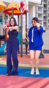 Jannat Zubair Rahmani Instagram - Vibing on this crazy song from #selfie with my bestie #KudiyeeNiTeri 🤍