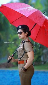 Jaseela Parveen Instagram - Character look from 
Dr. Ajith Ravi’s movie 
August 27

VC and edits : @rishad_nk_ 
Thank you so much 😍

#positivity #positivevibes #love #motivation #selflove #happiness #inspiration #mindset #loveyourself #life #belief #believe #happyme #goals #limitations #success #nature #believe  #lifestyle #music #motivational #smile #happy #inspire #fitness #inspired #fitness #jaseelaparveen #bts