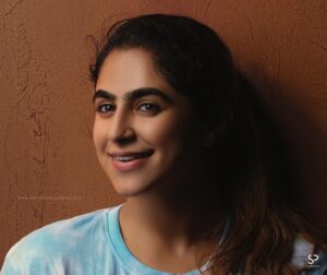 Jaseela Parveen Instagram - There are darknesses in life and there are lights, and you are one of the lights, the light of all lights.

Photography : My darling ♥️ @seny_p_arukattu 
@p_seny 

#positivity #positivevibes #love #motivation #selflove #happiness #inspiration #mindset #loveyourself #life #belief #believe #happyme #goals #limitations #success #nature #believe  #lifestyle #music #motivational #smile #happy #inspire #fitness #inspired #fitness #jaseelaparveen #bts