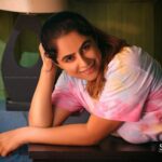 Jaseela Parveen Instagram - There are darknesses in life and there are lights, and you are one of the lights, the light of all lights. Photography : My darling ♥️ @seny_p_arukattu @p_seny #positivity #positivevibes #love #motivation #selflove #happiness #inspiration #mindset #loveyourself #life #belief #believe #happyme #goals #limitations #success #nature #believe #lifestyle #music #motivational #smile #happy #inspire #fitness #inspired #fitness #jaseelaparveen #bts Panampilly Nagar