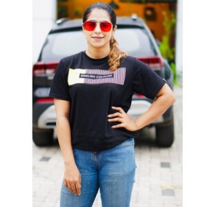 Jaseela Parveen Instagram - ¨The only person you are destined to become is the person you decide to be.¨ – Ralph Waldo Emerson

Photography : @kunju1961 
@bineeshbastin 
T-shirt - @englishcolours @englishcolours_kochi 

#positivity #positivevibes #love #motivation #selflove #happiness #inspiration #mindset #loveyourself #life #belief #believe #happyme #goals #limitations #success #nature #believe  #lifestyle #music #motivational #smile #happy #inspire #fitness #inspired #fitness #jaseelaparveen #bts