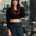 Jaseela Parveen Instagram - “What lies behind us and what lies before us are tiny matters compared to what lies within us.” —Ralph Waldo Emerson #positivity #positivevibes #love #motivation #selflove #happiness #inspiration #mindset #loveyourself #life #belief #believe #happyme #goals #limitations #success #nature #believe #lifestyle #music #motivational #smile #happy #inspire #fitness #inspired #fitness #jaseelaparveen #bts Pattaya