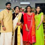 Jaseela Parveen Instagram - Anuraga Ganam pole ☺️ @zeekeralam @poetrysnaps @priamenon @thomaskutty.vittodah @anuraga_ganam_pole_fp
