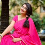 Juhi Parmar Instagram - There is some special kind of beauty in sarees.. They just bring out the best in you. #sareelove #saree #sareelover #indian #indianlook