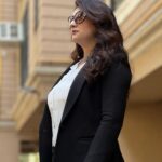 Juhi Parmar Instagram - There shall never be any blues where there is confidence! Seize the day and watch it become yours! #NoTuesdayBlues #IfICanYouCan #confidence #unstoppable #believer #dontquit #motivation #lookforward
