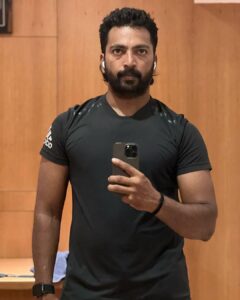 Kalaiyarasan Instagram - Next ❤️