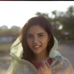 Kalyani Priyadarshan Instagram - I’m often asked what is my favorite film (among the ones I’ve been a part of)… well honestly I don’t know how to answer that. Truly almost every film wins an award for some category or the other in my heart. But if you asked me which film I’ve had the happiest time working on… in a heartbeat I’d say #hridayam ♥️ #1yearofhridayam ps: thank you @o_viswajith for these photos. The ones you took on your film camera are just 🥰