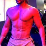 Karanvir Bohra Instagram - Somebody stop me….. NOT 😈 This one for you my brotha @miihiersinghofficial Crazier reel coming up soon for @belegend_supps