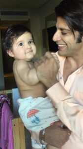 Karanvir Bohra Instagram - Guess who? 
#timeflies

From Min Mama's wedding.. to today.. 😍 @min_sidhu
