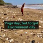 Karanvir Bohra Instagram - This is the state of our beaches in #umbergaon And not only #umbergaon it’s the same state in #mumbai also… We just take up these causes when s special day is assigned, like “this day-that day” How we work hard to make money for a good life we need to start keeping mother nature clean for living a “better” life. Happy #internationalyogaday 🤷🏼‍♂️