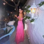 Karishma Sharma Instagram - When you're with your closest friends, there's a level of comfort and familiarity that makes it easy to be yourself and let your guard down. You can laugh, reminisce, and talk about anything and everything without fear of judgment. It's a reminder of the love and support that you have in your life, and the importance of nurturing those relationships. Olive Bar & Kitchen