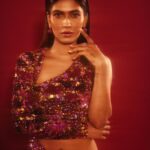 Karishma Sharma Instagram - Diffused ❤️ Wearing @manishmalhotraworld Shot by @pehelaggarwal Styled by @rivashion Makeup by @im__sal Hair by @aliyashaik28