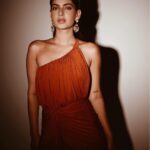 Karishma Sharma Instagram - Fashion week shenanigans ☀️ Wearing on my fav @deme_love_ Shot by @pehelaggarwal Styled by @rivashion Hair by @arifayadav_makeyougorgeous Makeup by @thatgalwithmakeup Jewellery by @studio6jewels
