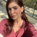 Karishma Sharma Instagram - Meditation is the biggest gift one can acquire in their lives. 18 of us went on a journey together in silence and came out of it fully refreshed and healed. I believe meditation should be a part of everyone everydays practice. Big hug to everyone who was with me on this journey and big thank you to @bircat to always pushing us and introducing us to @artofliving 🙏🙏🤗