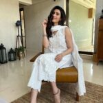 Karishma Tanna Instagram - That Indian feeling 🤓❤️ #potd #love #mood #instagram #explore