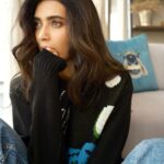 Karishma Tanna Instagram - Sweater weather gone soon 🥺🤓 Happy Sunday ❤️ @ravii_dixit @ananyaarora2013
