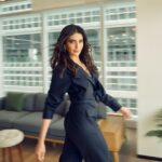 Karishma Tanna Instagram - And here we go … @netflix_in promotions for #Scoop #scoop #love #netflix #potd Stylist @sheefajgilani Make up @makeupbyshefali.s Hair @aliyashaik28 Click by @aviraj