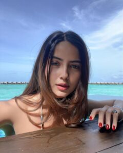 Kashmira Pardesi Instagram - On island time 🏝️🐚🧜🏻‍♀️ 

@touronholidays @heritanceaarah 

#touron #touronmaldives #HeritanceAarah #HeritanceHotelsandResorts #HeritanceExperience #SunnySideofLife #PremiumAllInclusive