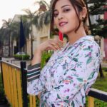 Kaveri Priyam Instagram - 💜🤍