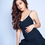 Kaveri Priyam Instagram - Just got that Friday feeling.🦋 Pc @amannagoshe HnM @amuthevar