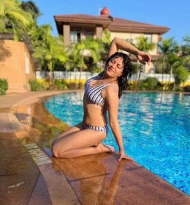 Kavita Kaushik Thumbnail - 13.2K Likes - Most Liked Instagram Photos