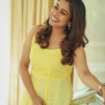 Keerthi shanthanu Instagram - Smile and See Miracles In Life Everyday. 📷🦒