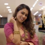 Keerthi shanthanu Instagram - This Akshaya Tritiya, Let’s make it super special with the most trusted GRT Jewellers. I recently visited the GRT Jewellers and was stunned seeing the beautiful and unique collections. And to my delight, they were running some fantastic offers for Akshaya Tritiya! GRT Jewellers is a brand I completely trust when it comes to great craftsmanship and quality. Visit GRT Jewellers and and bring home Prosperity this Akshaya Tritiya Happy Shopping! @grtjewellers #akshayathritiya