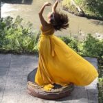 Keerthi shanthanu Instagram - Swingin to the skies in Bali 💛 @gtholidays.in thanx for this beautiful experience & feeling! Shot by @gayathriraguramm @mahuvnish 💛 Edited by @shanthnu 💋 #bali #swing #flying #flyhigh
