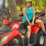 Keerthi shanthanu Instagram - ATV Ride 😎 #Bali With my sisters 😎 Semma experience @gtholidays.in 🤩 @mahuvnish @gayathriraguramm @sulujeeva