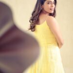 Keerthi shanthanu Instagram - ✨Butterscotch✨ Outfit : @poornimas_store ✨ Thank you for the lovely clicks guys @evidencemaker @karthikakphotography #yellow #yellove