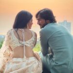 Khushi Dubey Instagram - My antidote to exertion...🧡😶‍🌫️ #nature #beauty #sunkissed #sun #evening #eveningvibes #scenic #yakki #zayshi #Aashiqana2OnHotstar #hotstar #couple #couplegoals #powercouple #chikki #yash #loveisintheair #comingsoon
