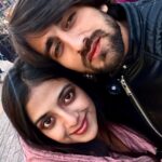 Khushi Dubey Instagram - Sit back and swipeeee!!!😎♥️ . . . #khushidubey #zaynibadkhan #khushi #zayn #zayshi #fun #manali #market #scenery #beauty #favorite #snow #winters #swipe #cute #happy #love #daywellspent Manali, Himachal Pradesh