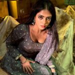 Khushi Dubey Instagram - All journeys behold secret destinations for the traveller to unravel…. What will be Chikki’s? Aashiqana streaming only on @disneyplushotstar . . . #khushidubey #khushi #khushiand #chikkisharma #aashiqana #hotstar #mystery #disneyplushotstar #yakki #khushiaschikki #thrill #comingupsoon #action #fight #sequence