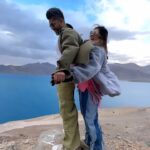 Kishwer Merchant Instagram - Hold on to me 💫❤️ @kishwersmerchantt 🧿❤️ LEH… thanku for giving us soooo many memories ❤️ will always cherish these days ! Coming back soon ❤️💫 Pangong Lake, Ladakh