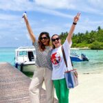 Kishwer Merchant Instagram - Tag a friend with whom you would love to go to Maldives ❤️ #travelpartners