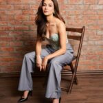Kriti Kharbanda Instagram - 💚💚💚 #wednesdayvibes #bosslady #keepingitreal