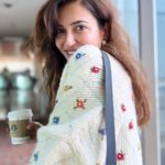 Kriti Kharbanda Instagram - Can’t wait to witness #dillikisardi ! Mazaa aane wala hai! 😍😍 . . 📸 @meenalpaliwal16 💟 . #coffeelover #thandamausamgaramcoffee #tuesdayvibes #kktravels #kriti