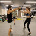 Kriti Sanon Instagram – #Throwback to Bhediyas Tribing together 🐺 🐺 
#WolfPack in a Buddy Training Session 🤣 @thetribeindia 

What fun!! When are we doing this again @varundvn ? 🤪💖✌️