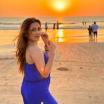 Kritika Sharma Instagram - Look for the magic in every moment! #sunset #goa #goadiaries #goabeach #sea #sharmasisters #siblings #vacation #goa2023 Goa