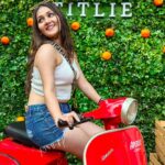 Kritika Sharma Instagram - Wana RIDE ? 🙃 @titliegoa #goa #goadiaries #goa2023 #sea #vacation #friends #goatrip🌴 #model Titlie