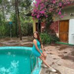 Kritika Sharma Instagram - Pench jungle camp @penchjunglecamp is my recommendation for an amazing jungle safari experience for all the animal lovers out there! Situated in MP border just two hours away from Nagpur is a perfect gateaway! The hospitality is amazing ! You can opt for variety of rooms my favourite was the luxury tent rustic yet classy with all the best amenities in the midst of nature ! Pench Jungle Camp