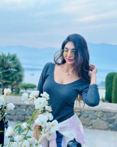 Kriti verma Instagram - Be shameless about your hustle, nobody will feed you if you go Broke 💁🏼‍♀️
#aajkagyaan😜